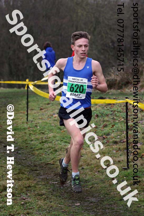 Mens under-20s North Eastern Cross Country, Aykley Heads, Durham. Photo: David T. Hewitson/Sports for All Pics